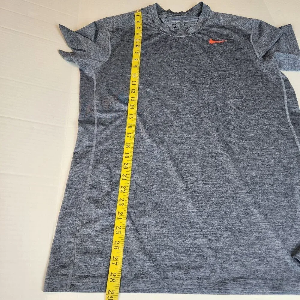 Nike short sleeve